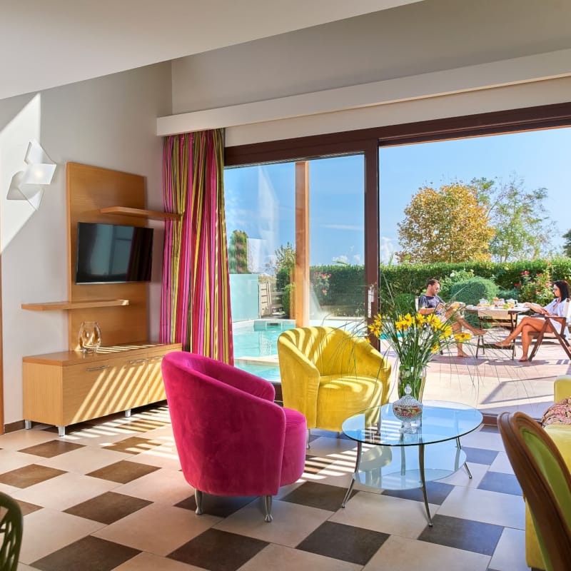 alexandra-golden_alg4992