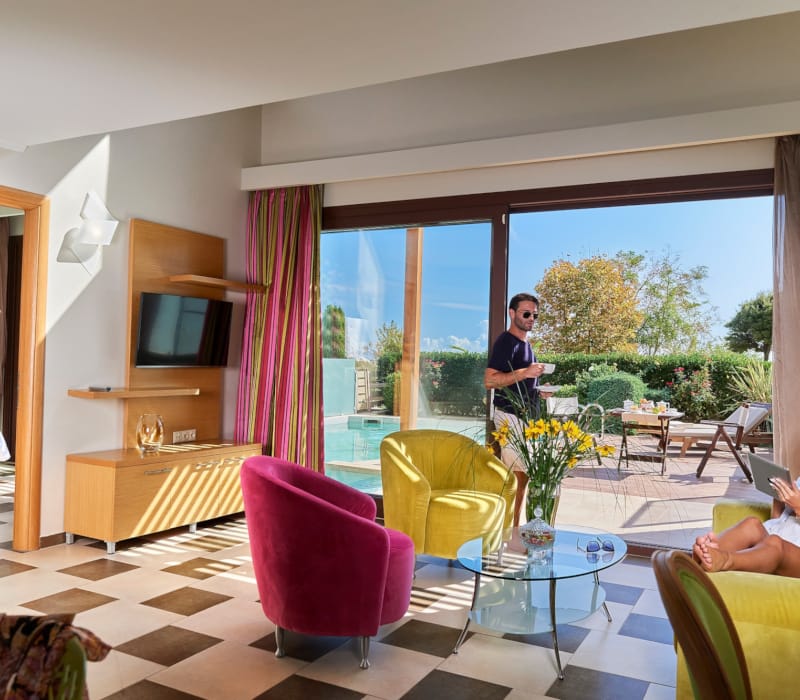 alexandra-golden_alg5000