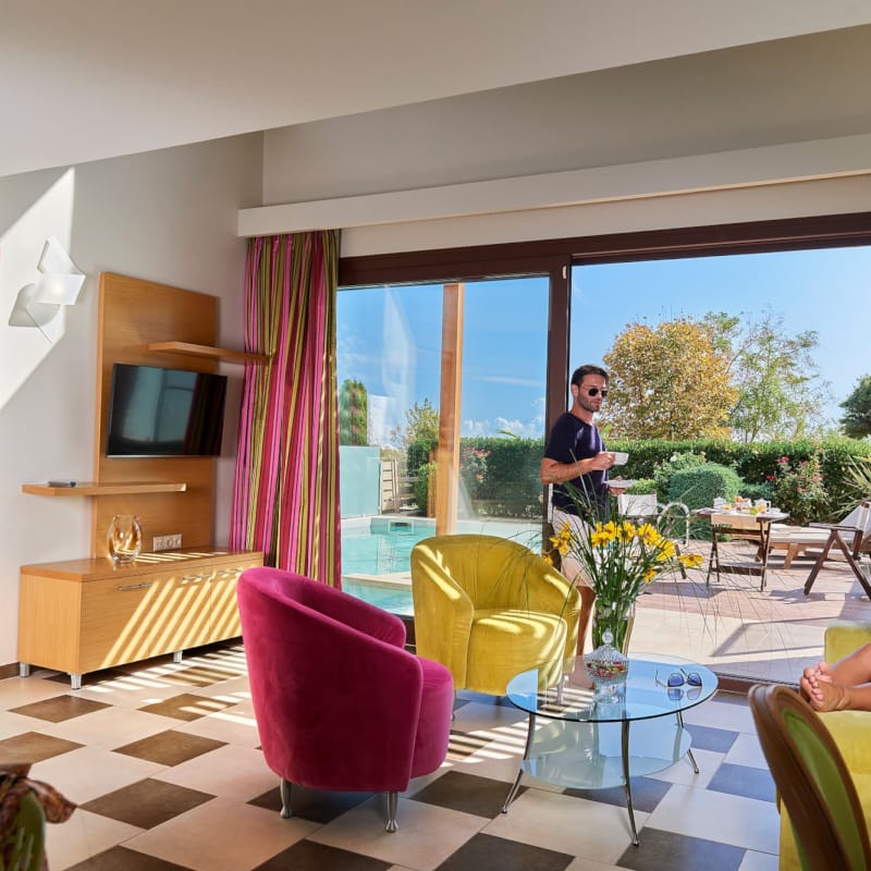 alexandra-golden_alg5000