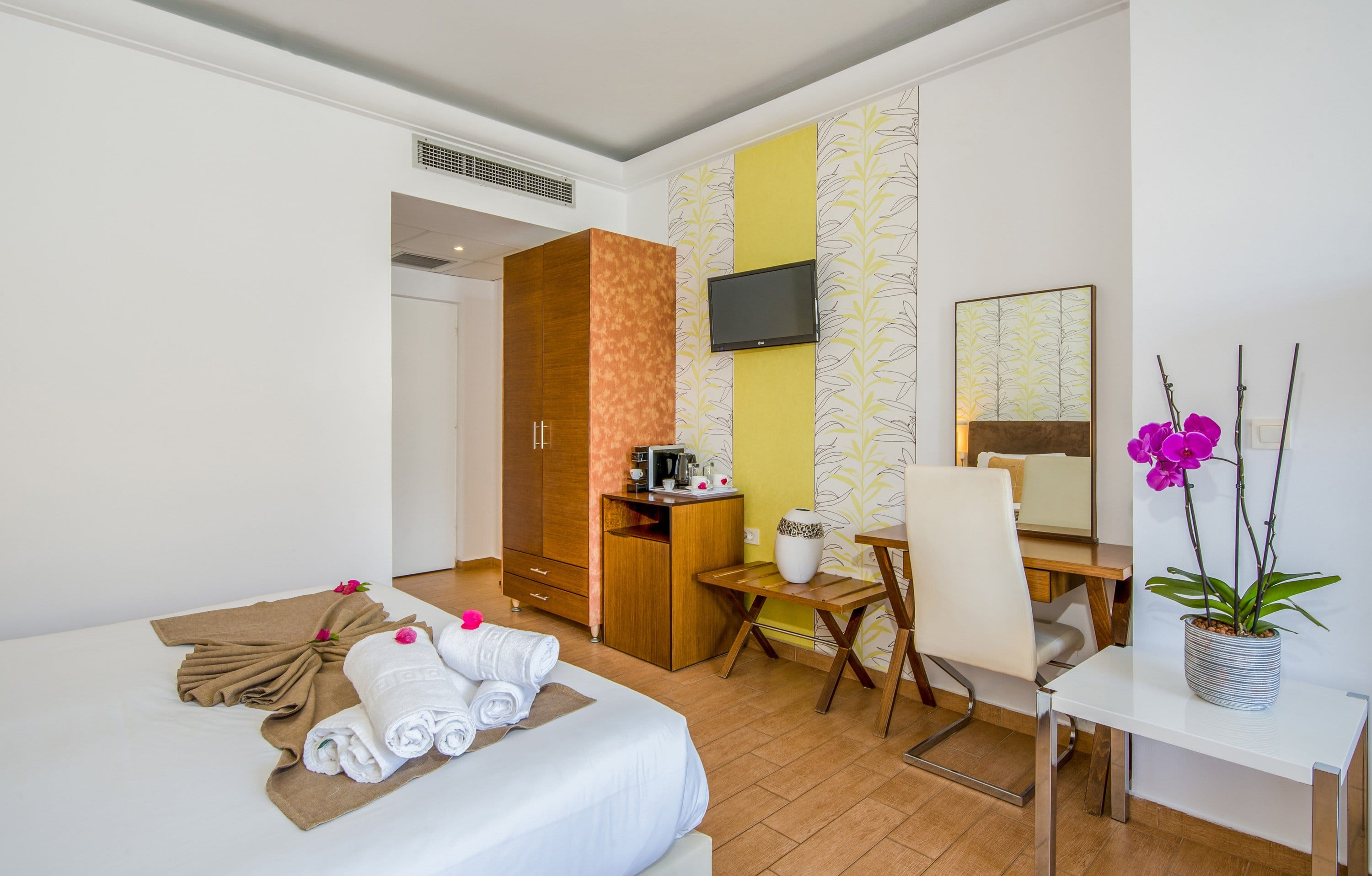 a room with a bed and a table