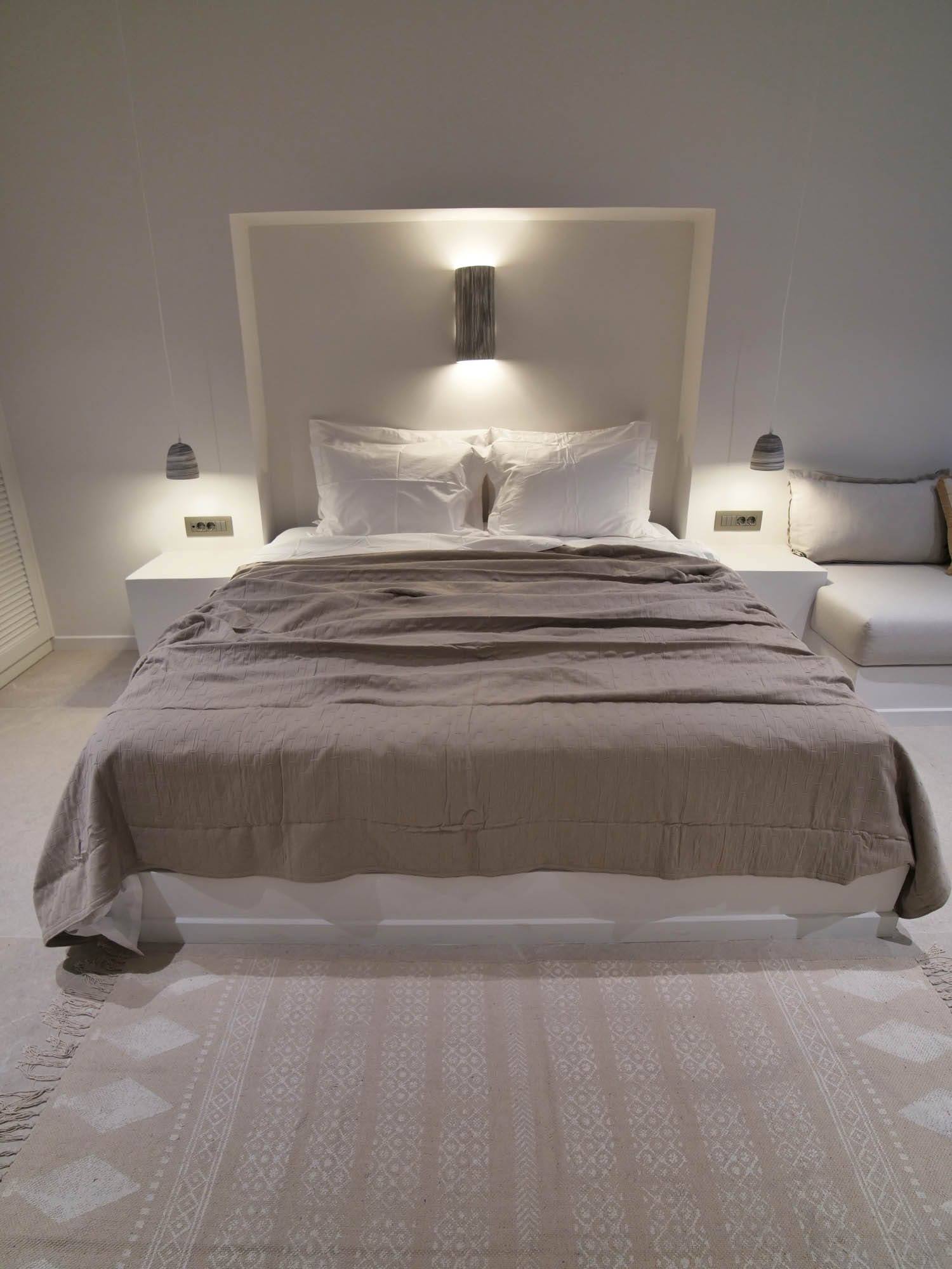 Junior-Suite-Heated-Jacuzzi-12