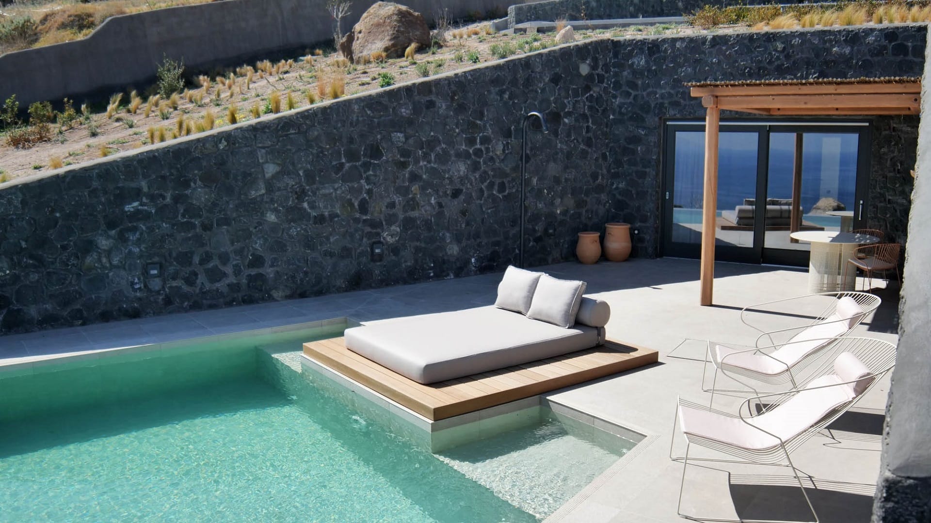 Junior-Suite-Private-Pool-11