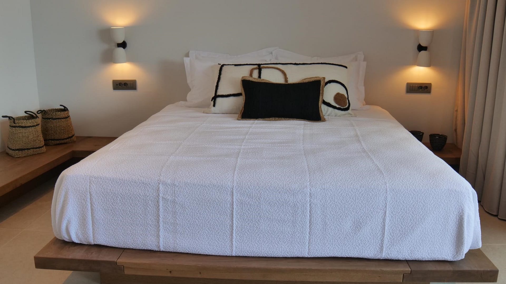 Lithi-Retreat-Master-Villa-13