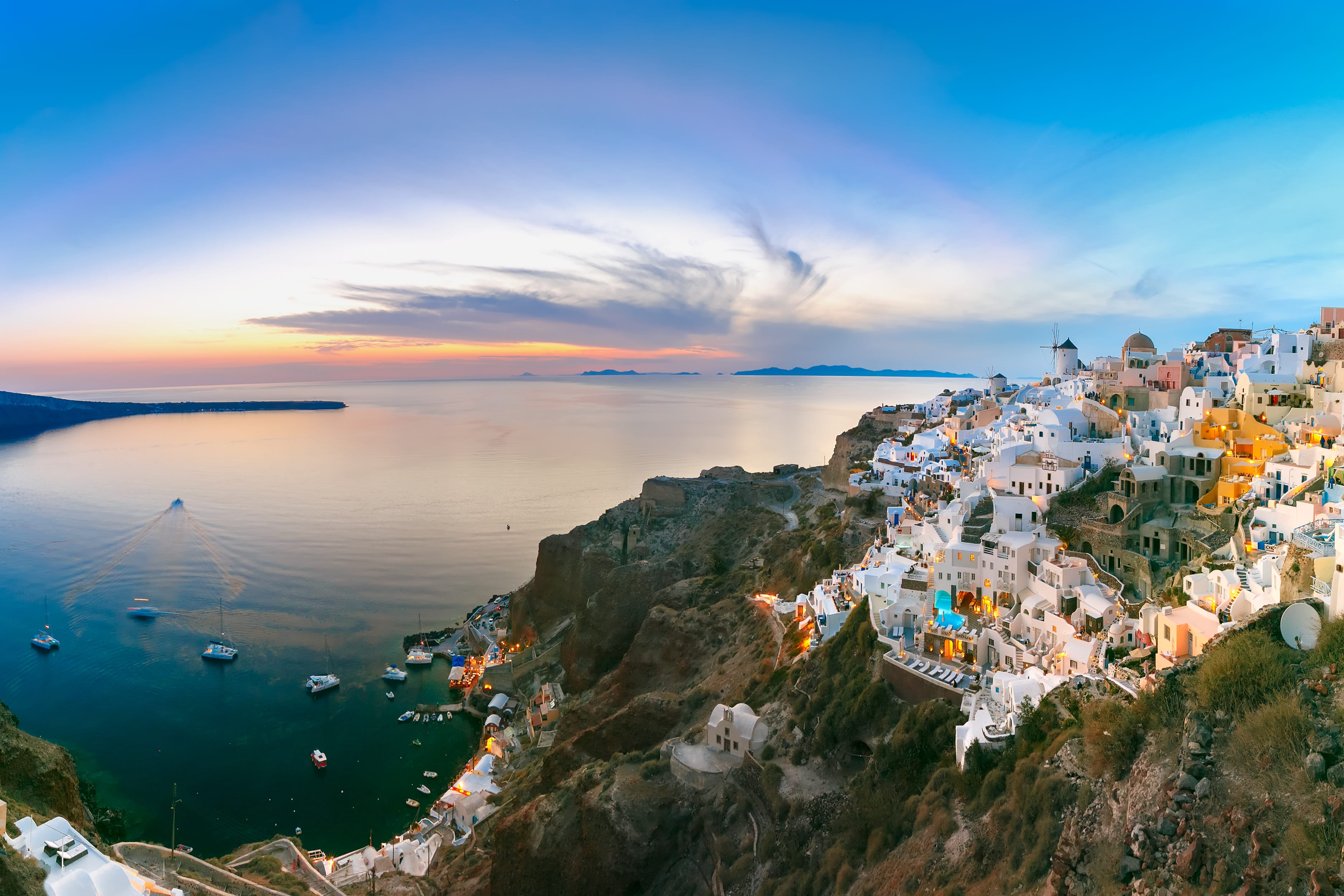 Oia-Santorini
